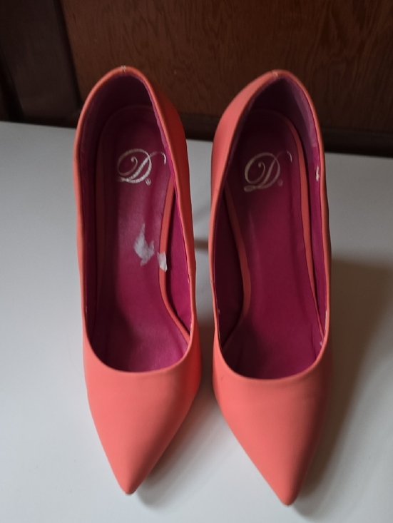 Delicious Shoes - Delicious Coral Pink Pointed-Toe Pumps - Women
